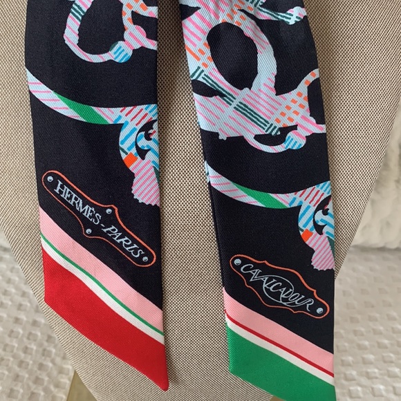 HERMES - Picture 2 of 8